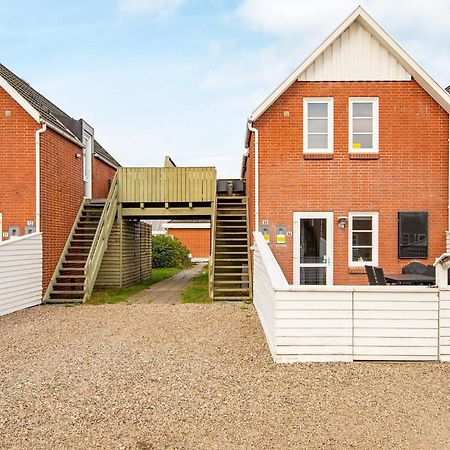 5 Person Holiday Home In R M Sønderby Extérieur photo