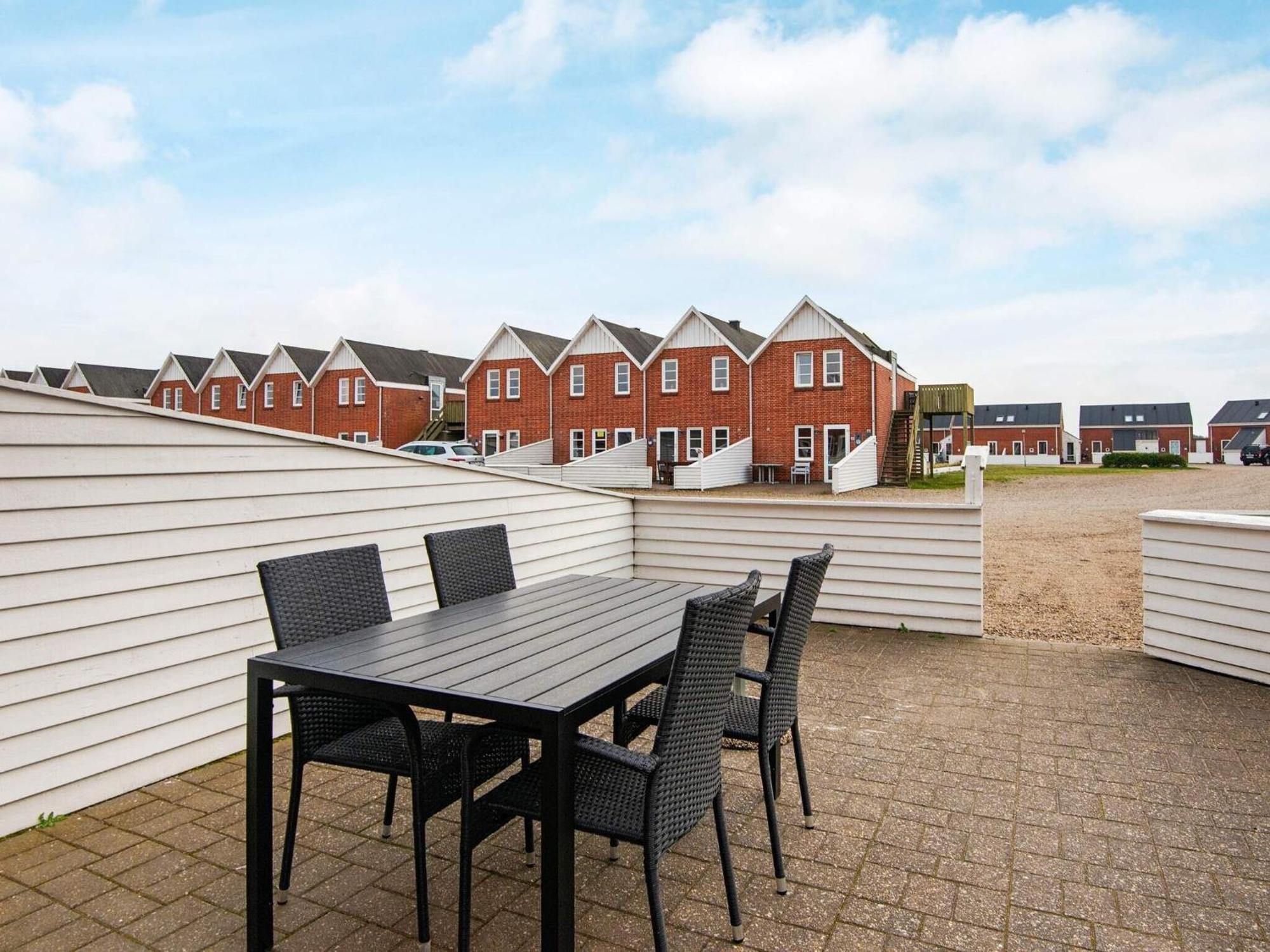 5 Person Holiday Home In R M Sønderby Extérieur photo