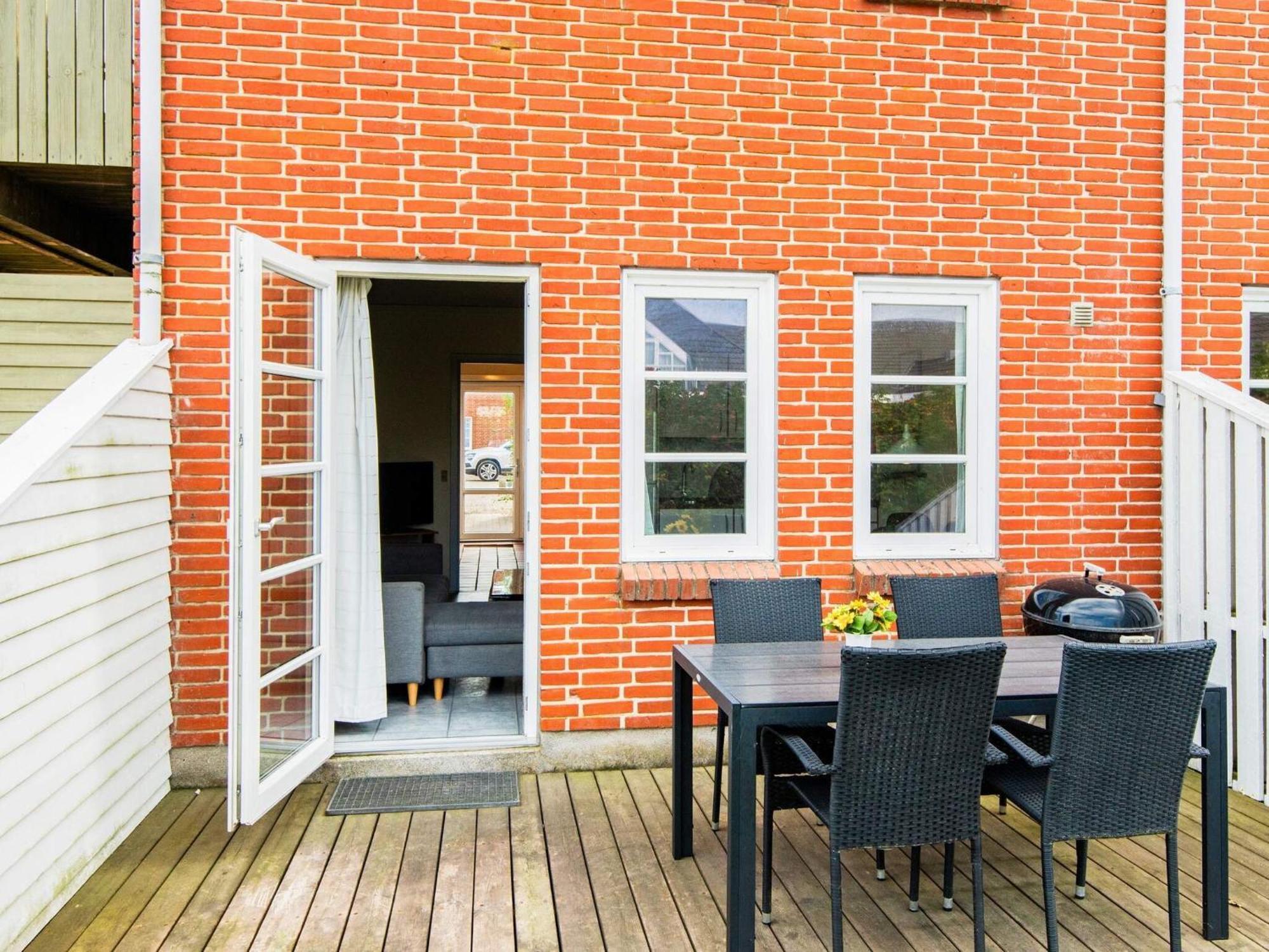 5 Person Holiday Home In R M Sønderby Extérieur photo